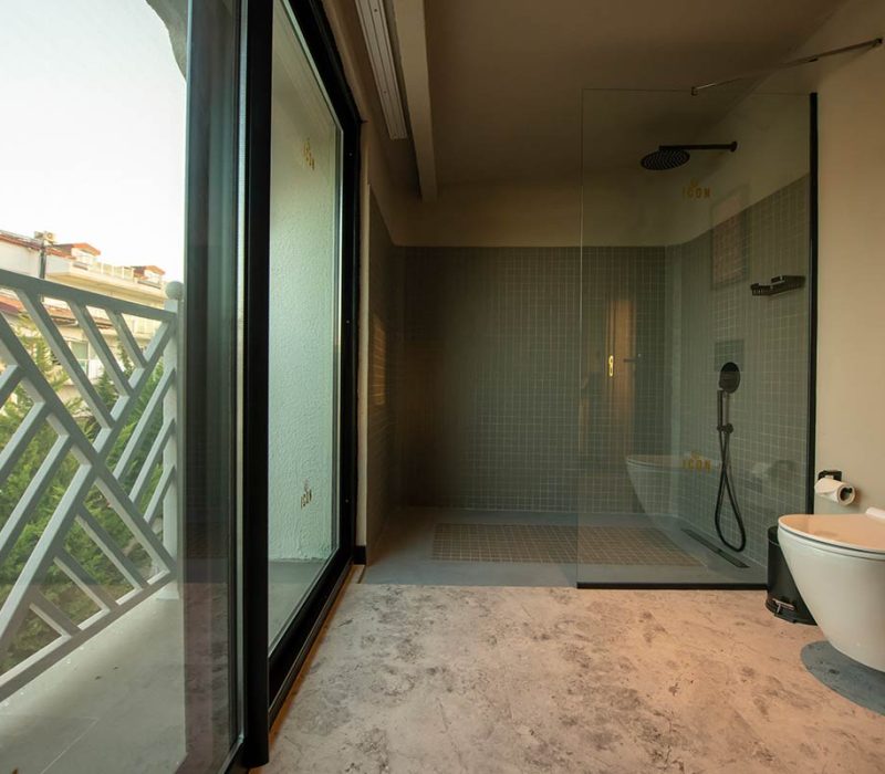 Icon Beach Suites