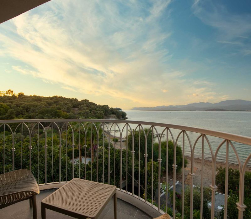 Superior Sea View Room